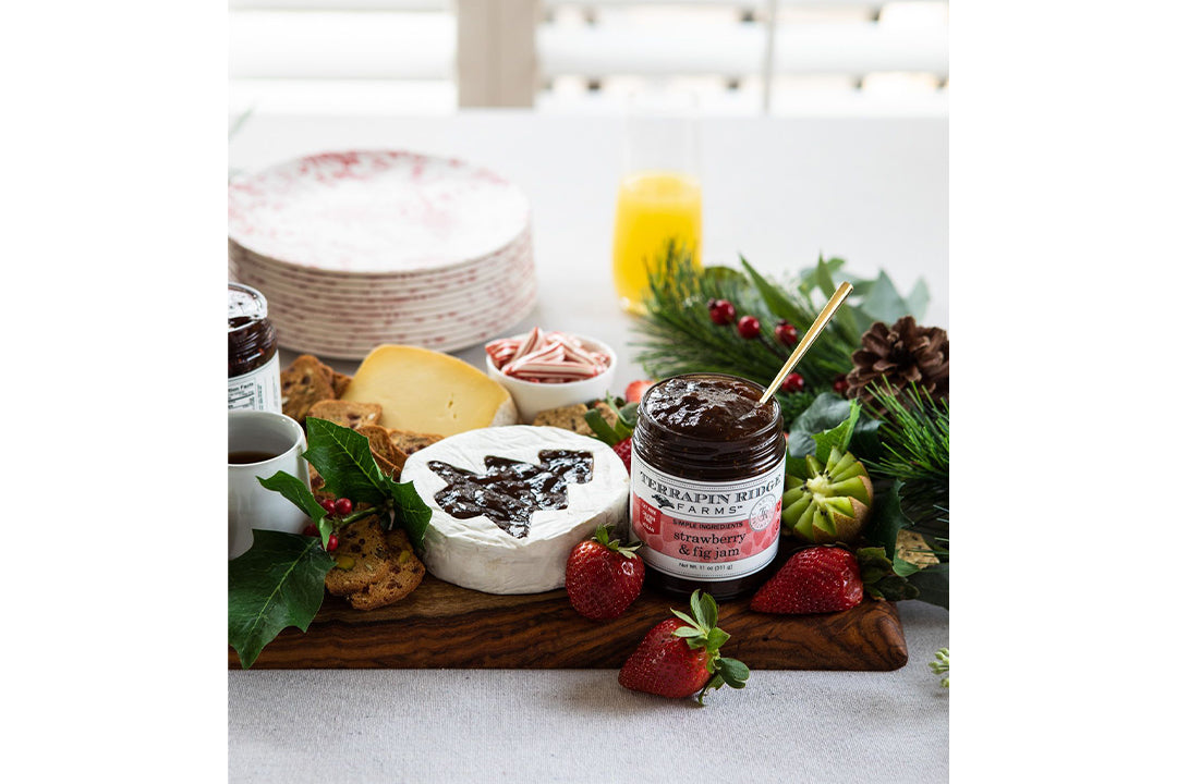 Christmas Tree Brie with Terrapin Ridge Farms Strawberry and Fig Jam Christmas Tree Brie with Terrapin Ridge Farms Strawberry and Fig Jam